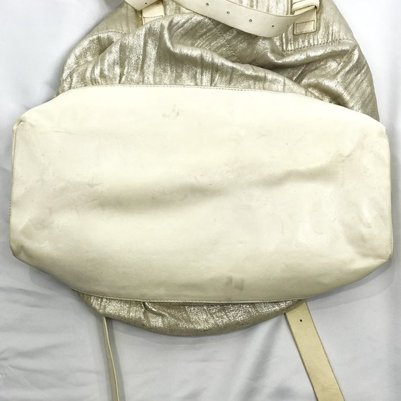 Stunning Nanette Lepore Gold Metallic Handbag - Picture 7 of 10